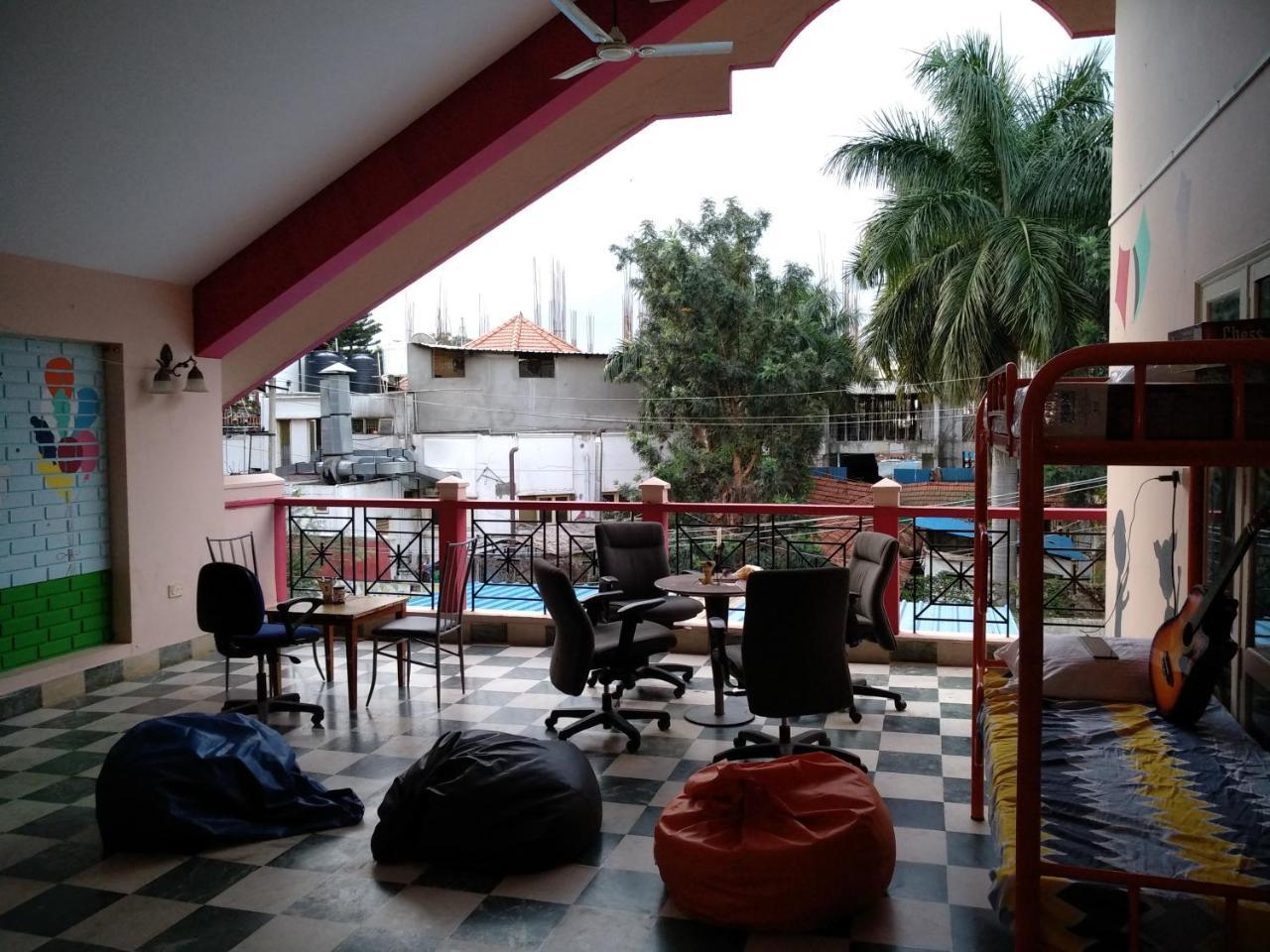 העיר בנגלור Hackerpacker Backpackers Hostel מראה חיצוני תמונה