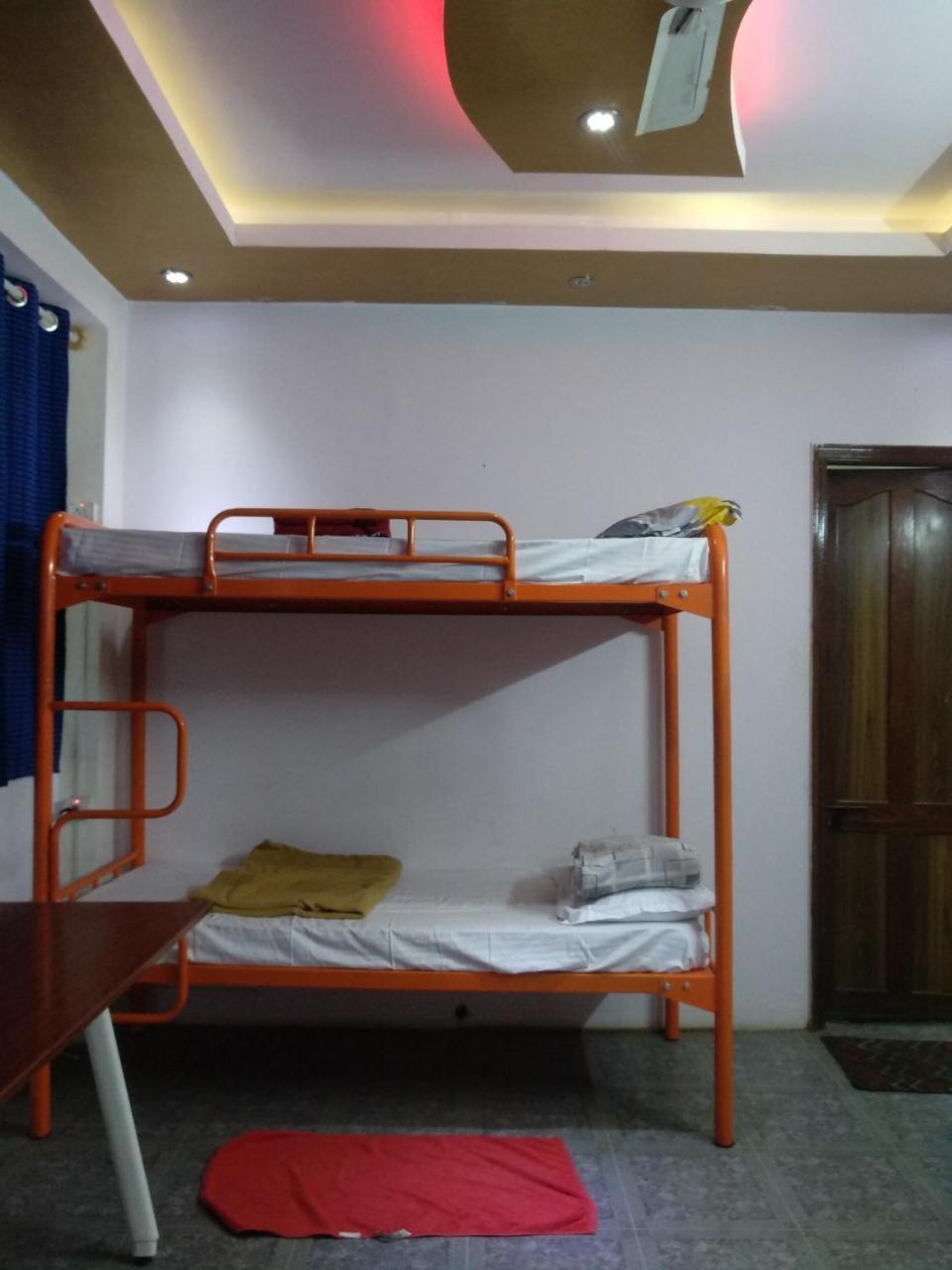 העיר בנגלור Hackerpacker Backpackers Hostel חדר תמונה